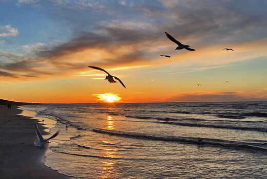 Sonnenuntergang am Strand von Jūrmala