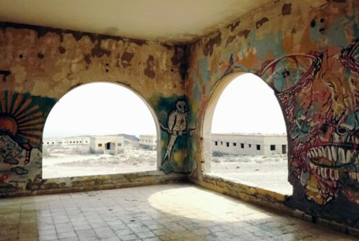 Kunst in der Geisterstadt Abades