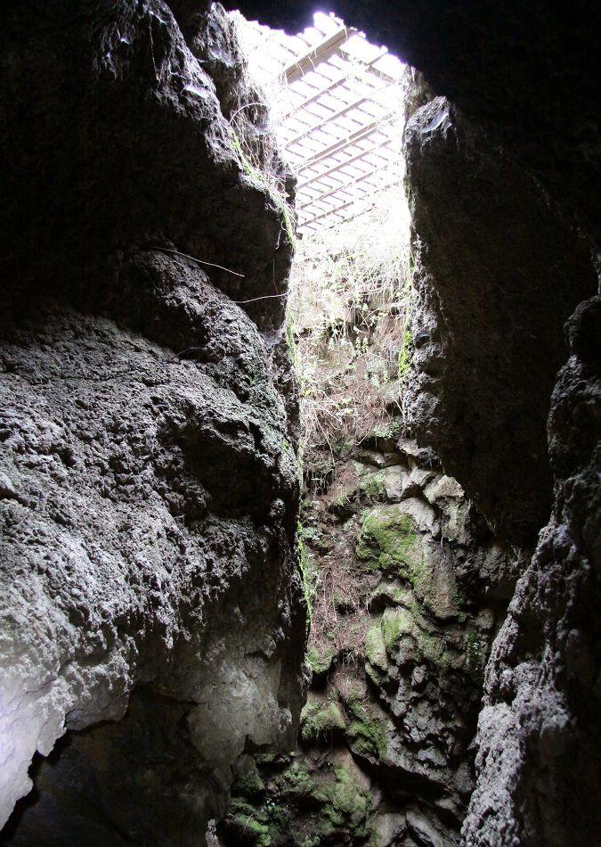 Einbruchstelle - hier wurde die Höhle entdeckt