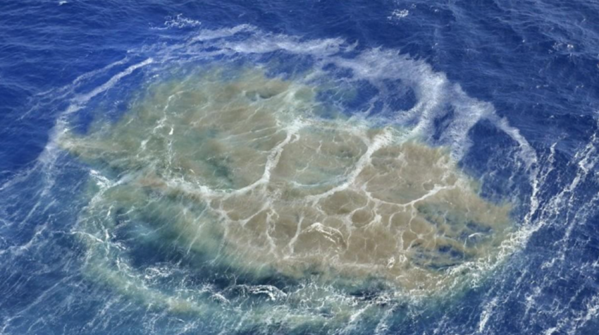 Heftige Ausgasung des entstehenden Unterwasser-Vulkans vor El Hierro (vistaalmar.es)