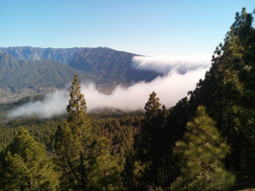 Cascada de nubes – Wolkenwasserfall - auf La Palma